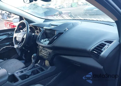 2017 Ford Escape Titanium из США, поврежденный, VIN 1FMCU9J9XHUE81944